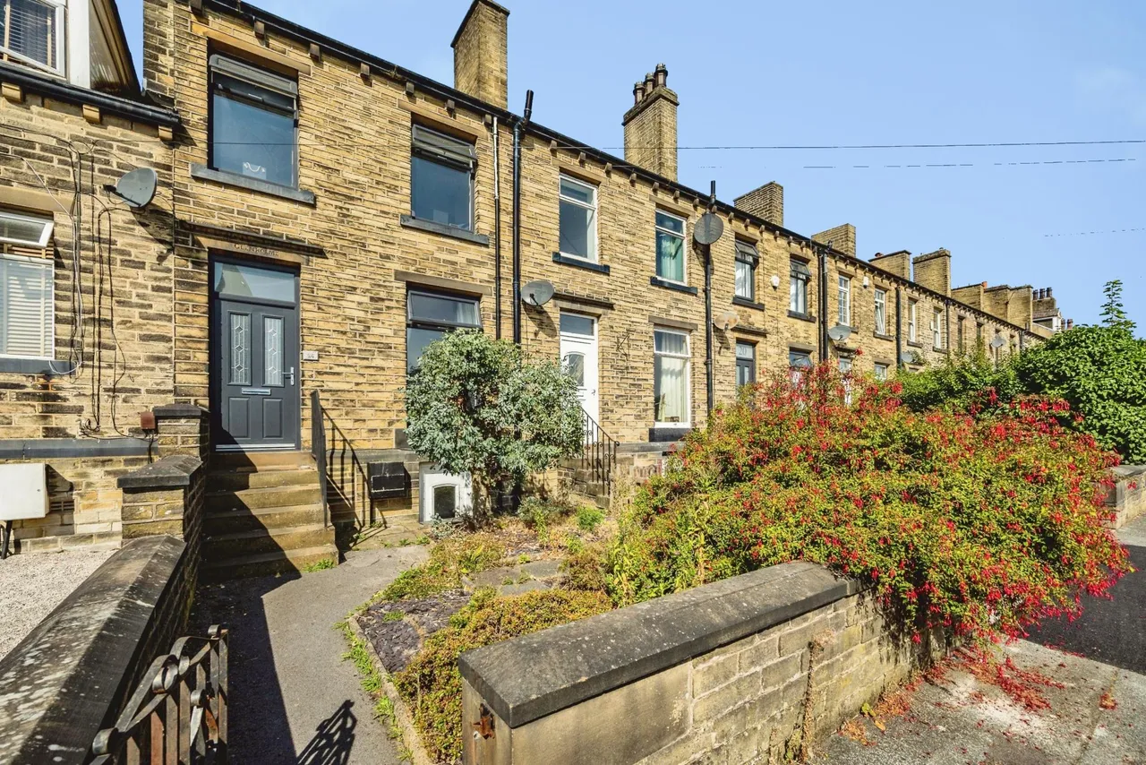 Oakes Road, Huddersfield, HD3, photo 2