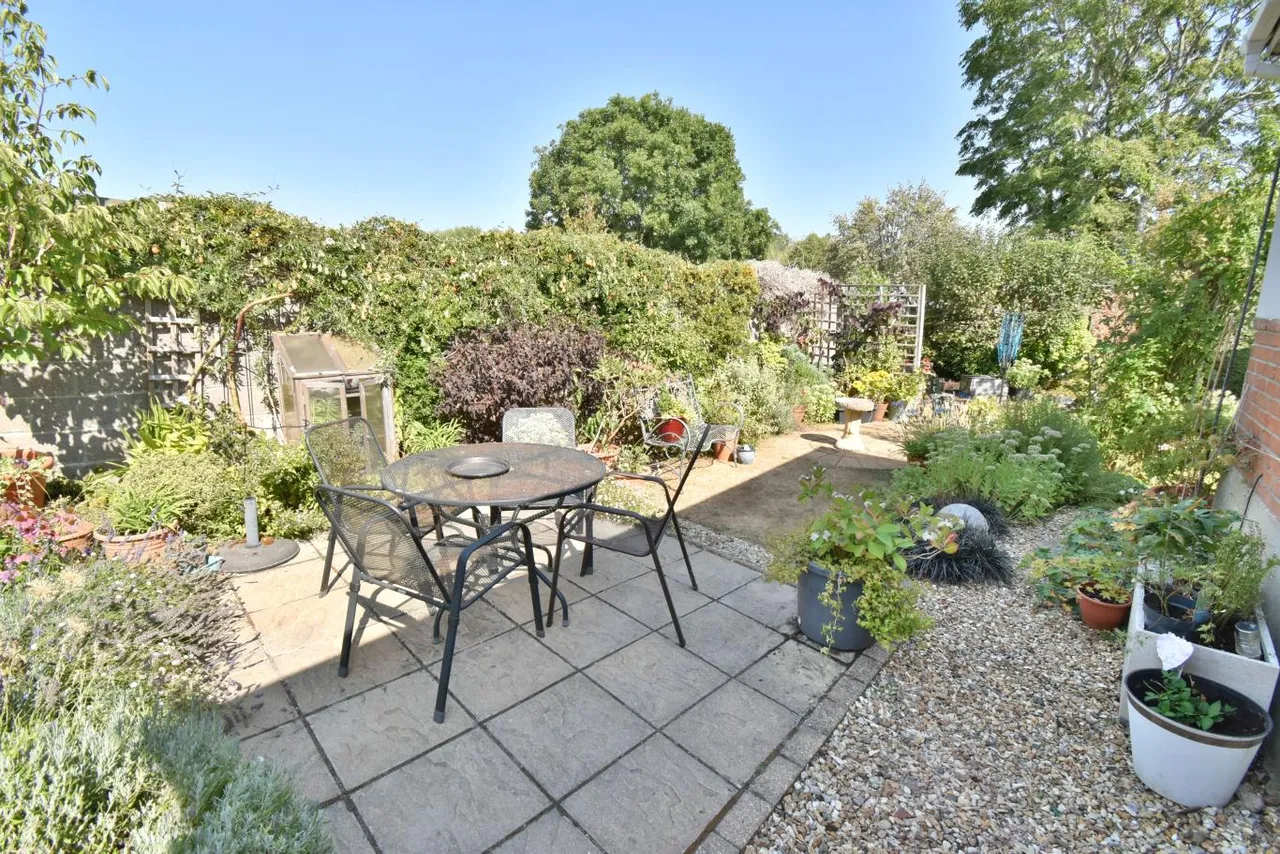 Brierley Road, BH10, photo 3