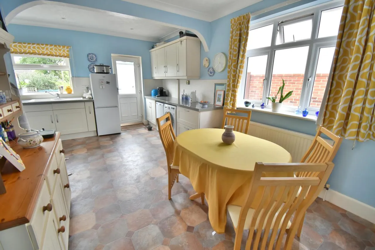 Brierley Road, BH10, photo 6