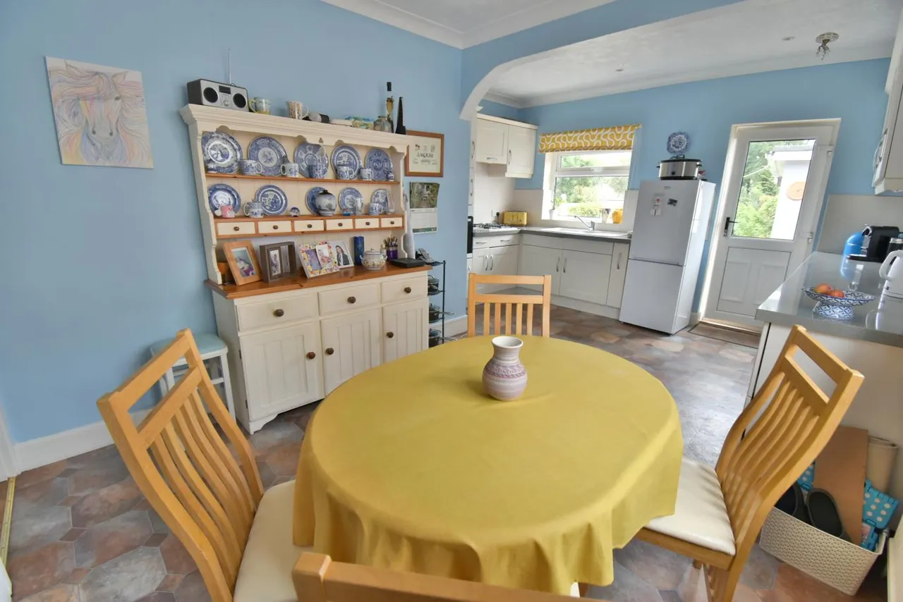 Brierley Road, BH10, photo 7
