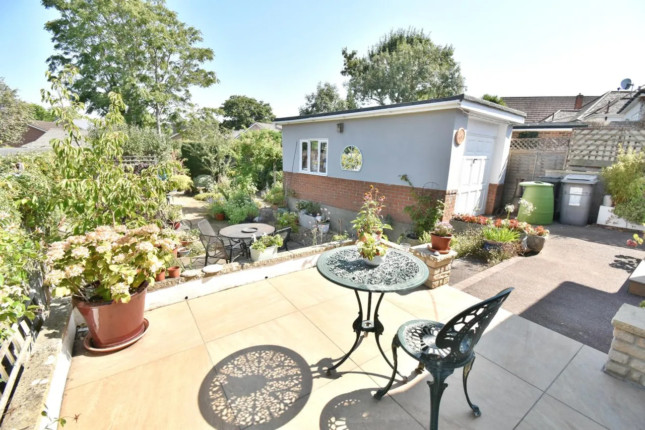 Brierley Road, BH10, photo 19