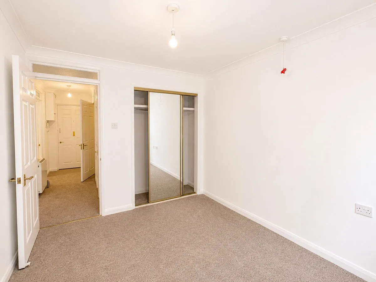 Moorside Road, West Moors, BH22, photo 4