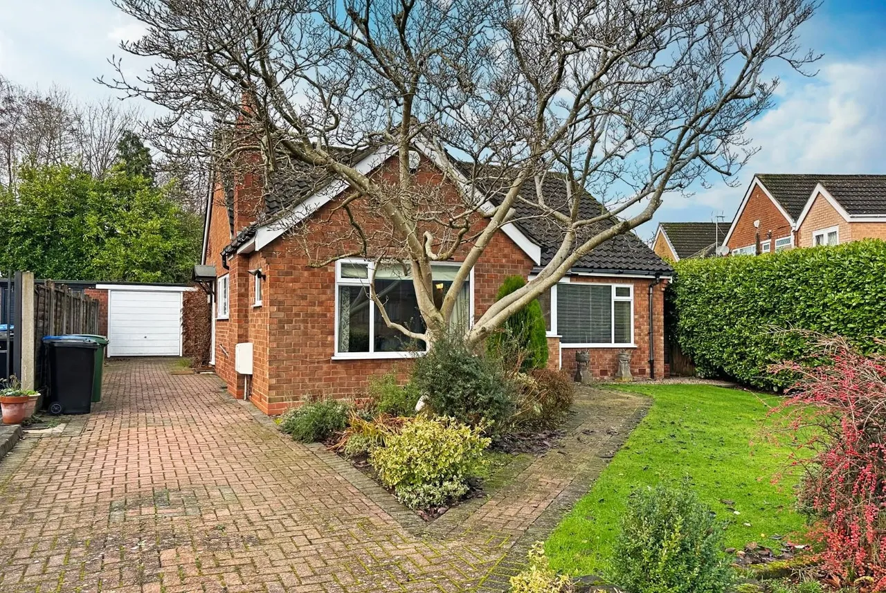 Cottrell Road, Hale Barns, Cheshire WA15 0RT, photo 14