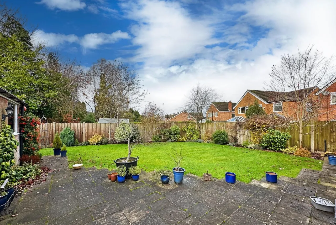 Cottrell Road, Hale Barns, Cheshire WA15 0RT, photo 31