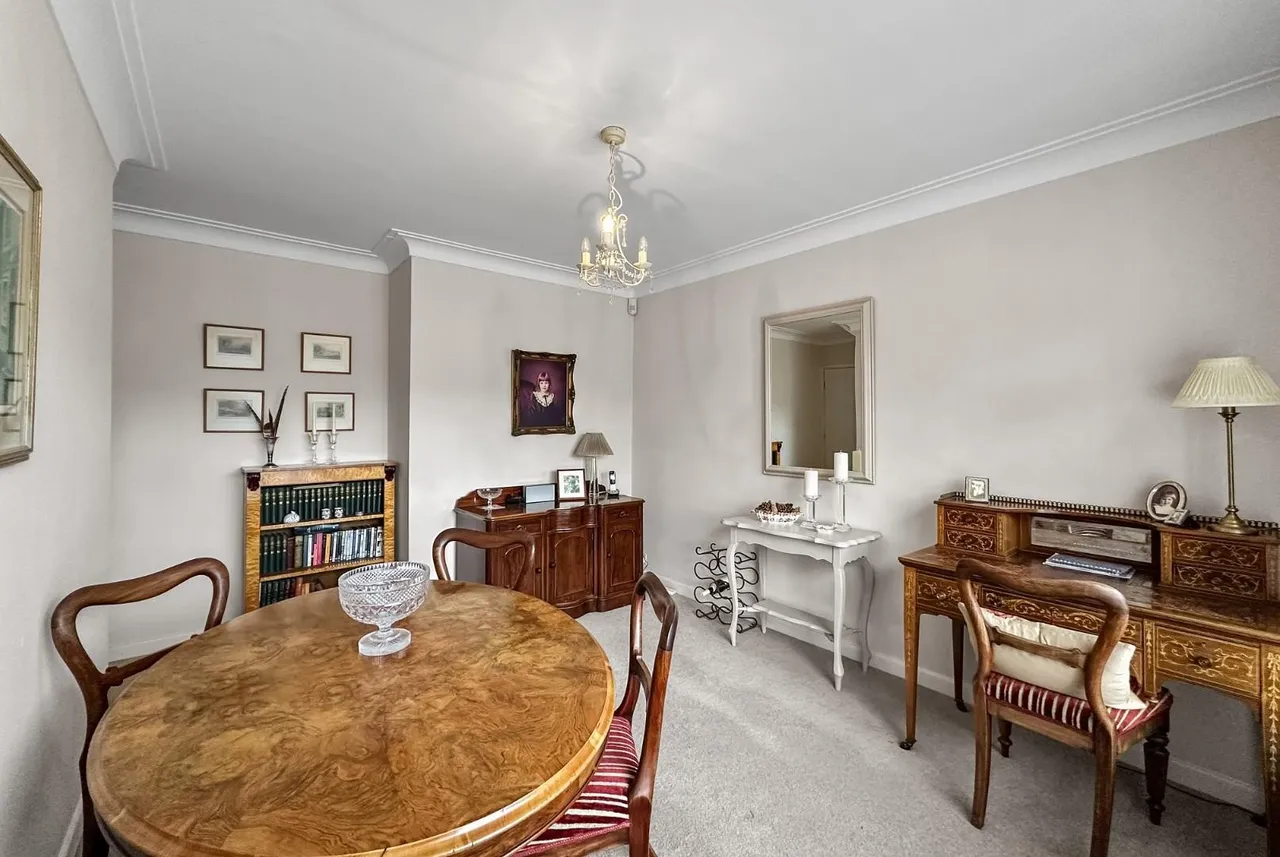 Cottrell Road, Hale Barns, Cheshire WA15 0RT, photo 19