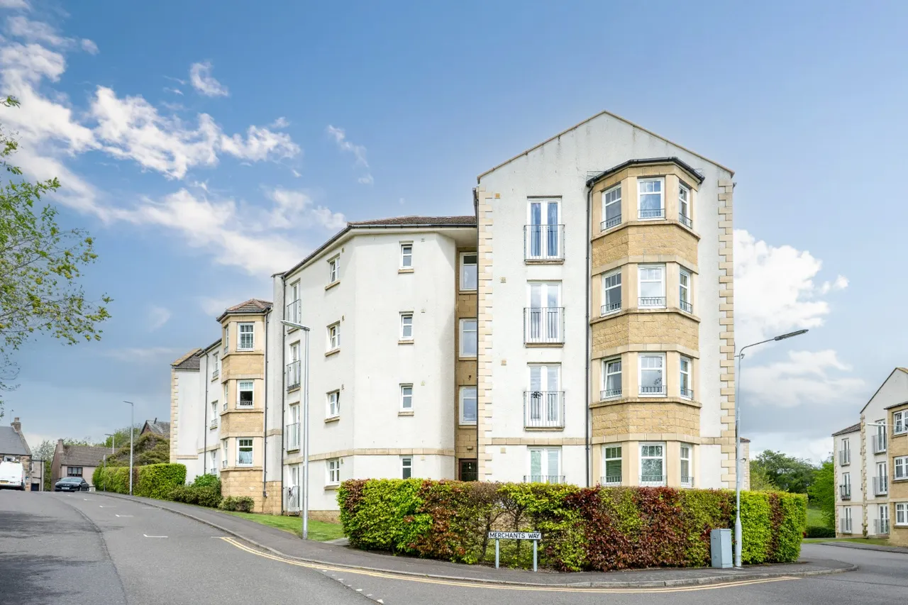 1 bed flat for sale — Merchants Way, Inverkeithing, KY11 1PE