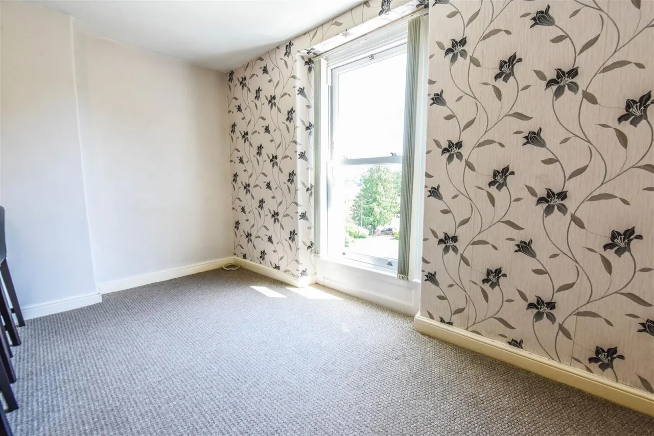 May Lane, Dursley, GL11, photo 9