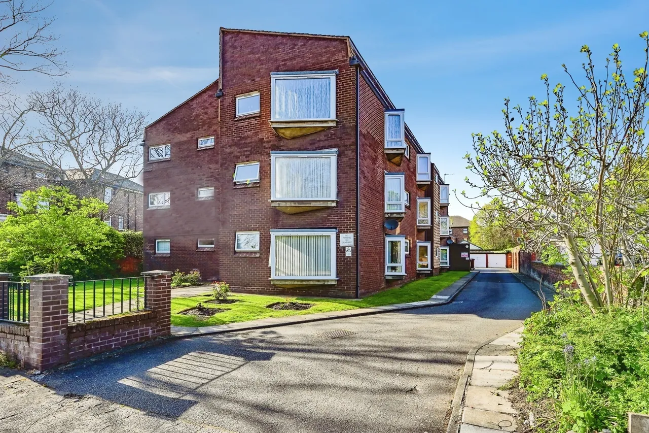 1 bed flat for sale, Cambridge Road, Liverpool, L22