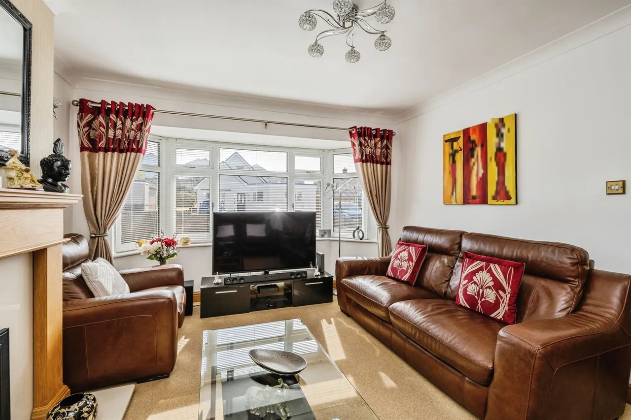 Heol Pen Y Scallen Swansea, SA4, photo 11