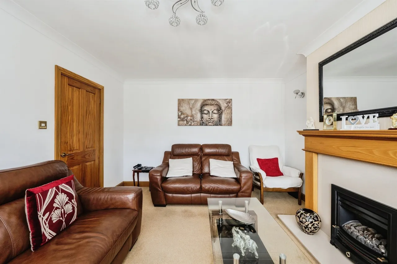 Heol Pen Y Scallen Swansea, SA4, photo 13