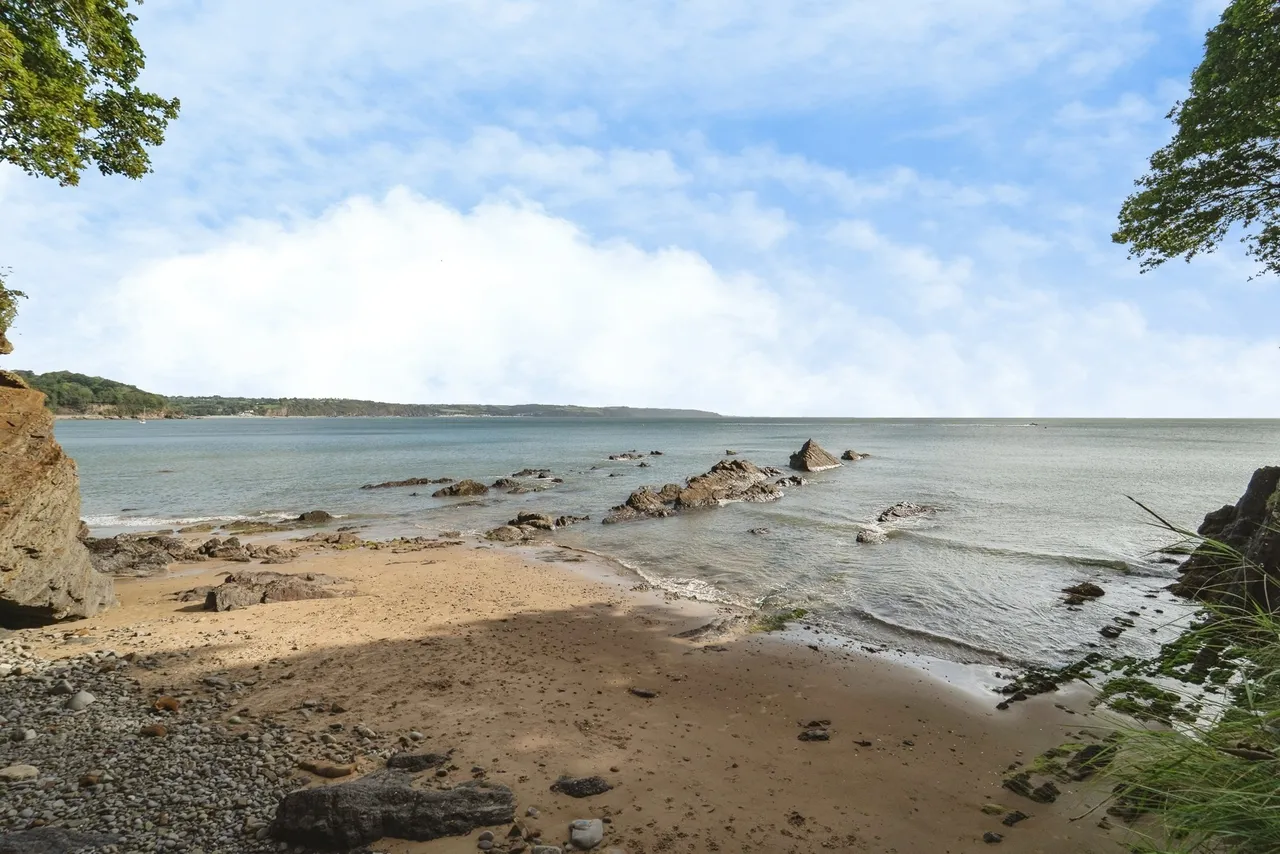 The Glen, Saundersfoot, SA69, photo 3