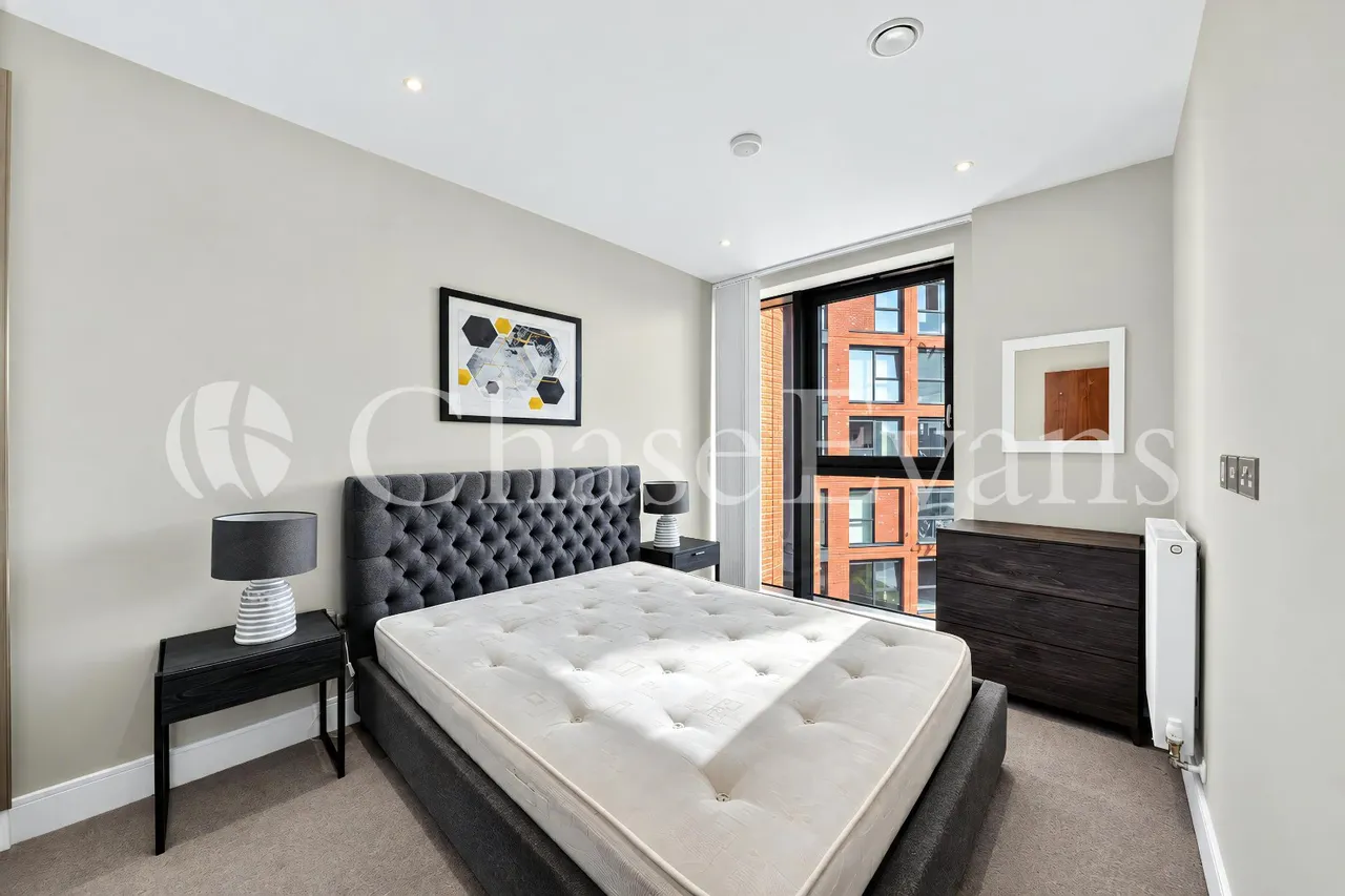 Morello House, Orchard Wharf, 12 Leamouth Road, Poplar, London, E14, photo 4