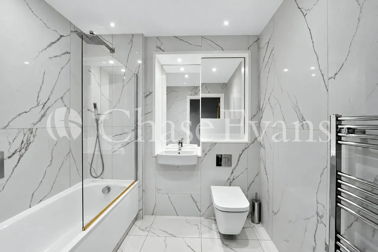 Morello House, Orchard Wharf, 12 Leamouth Road, Poplar, London, E14, photo 6