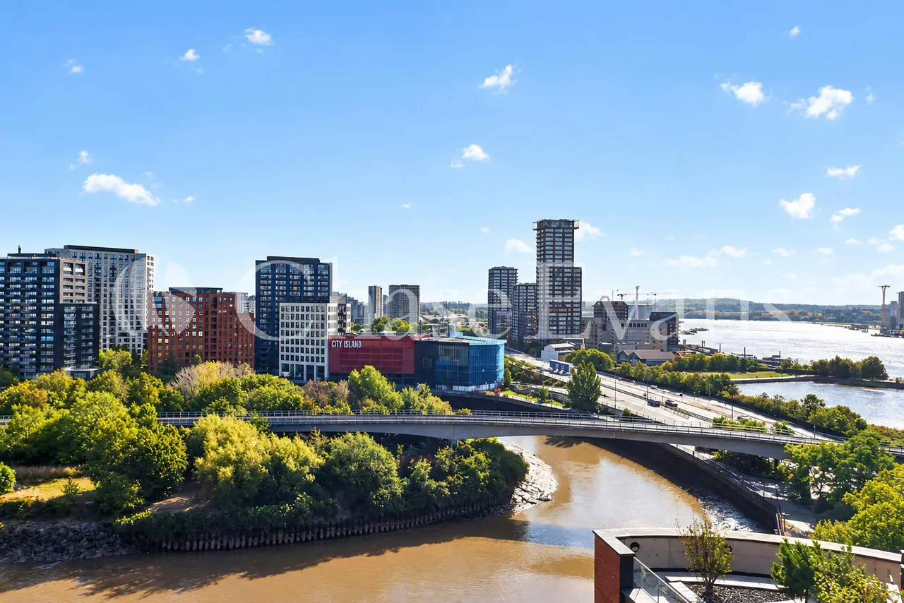 Morello House, Orchard Wharf, 12 Leamouth Road, Poplar, London, E14, photo 8