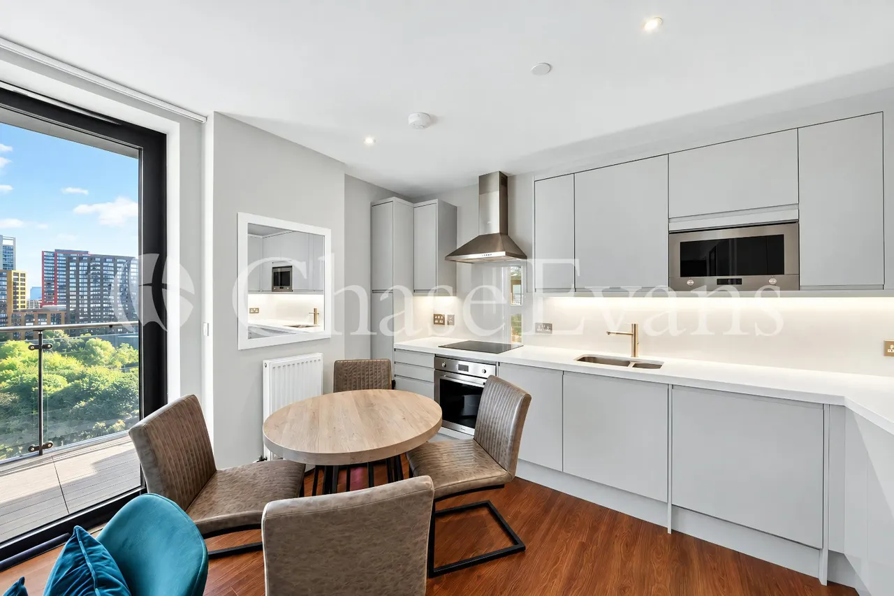 Morello House, Orchard Wharf, 12 Leamouth Road, Poplar, London, E14, photo 2