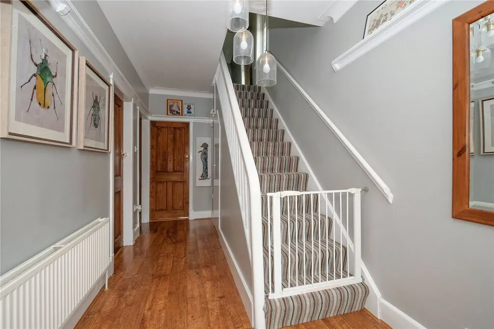 Sandals Road, Baildon, West Yorkshire, BD17, photo 5