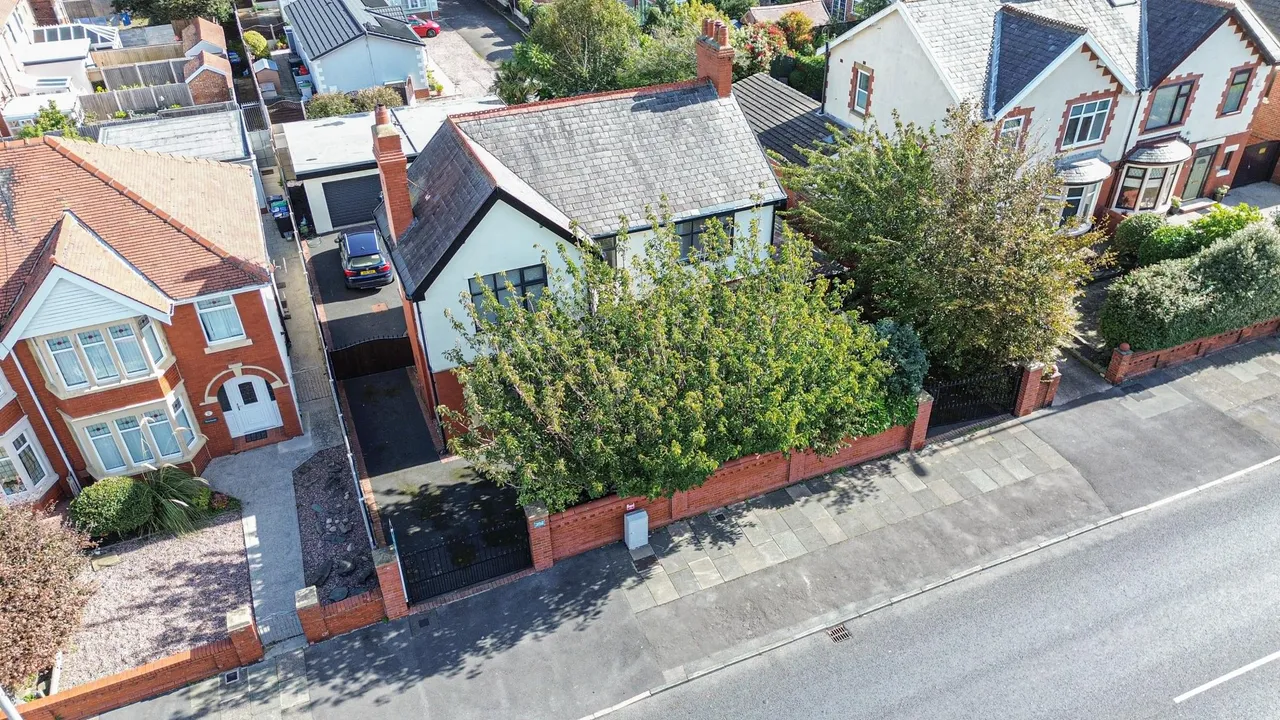 4 bed house for sale, St. Annes Road, Blackpool, FY4