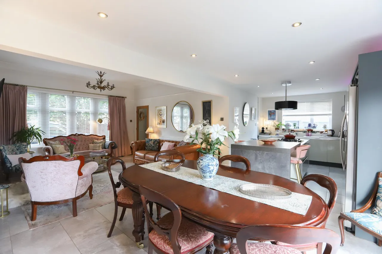 St. Annes Road, Blackpool, FY4, photo 9