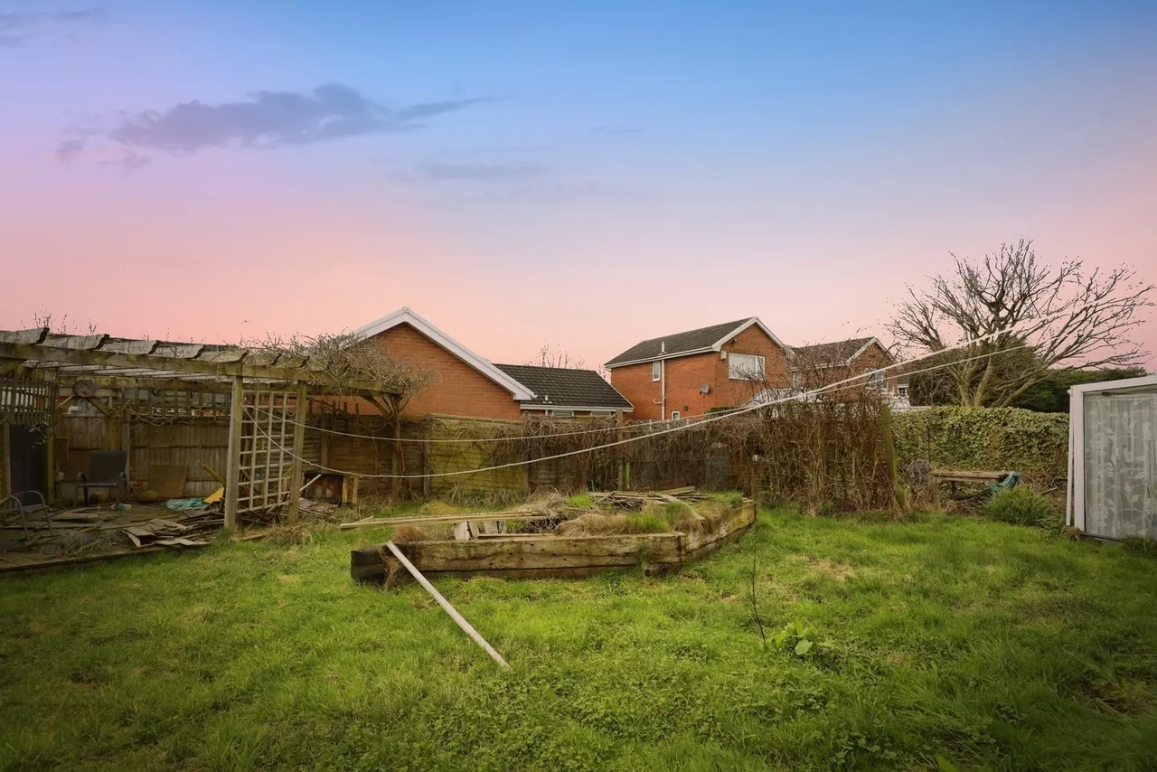 Kestrel Close, Winsford, Cheshire, CW7, photo 2