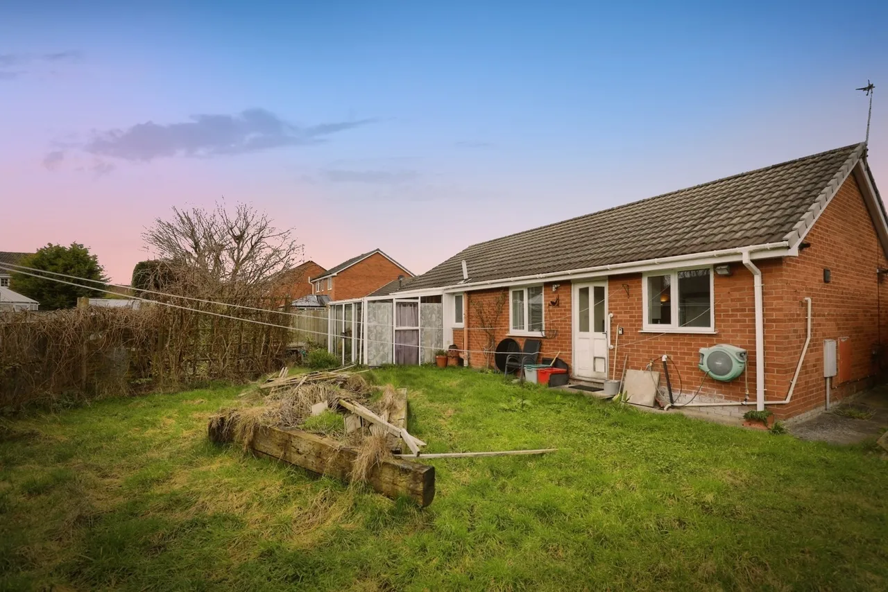 Kestrel Close, Winsford, Cheshire, CW7, photo 16