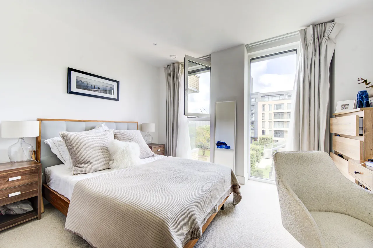 23 Westbourne Apartments, 5 Central Avenue, London, photo 5
