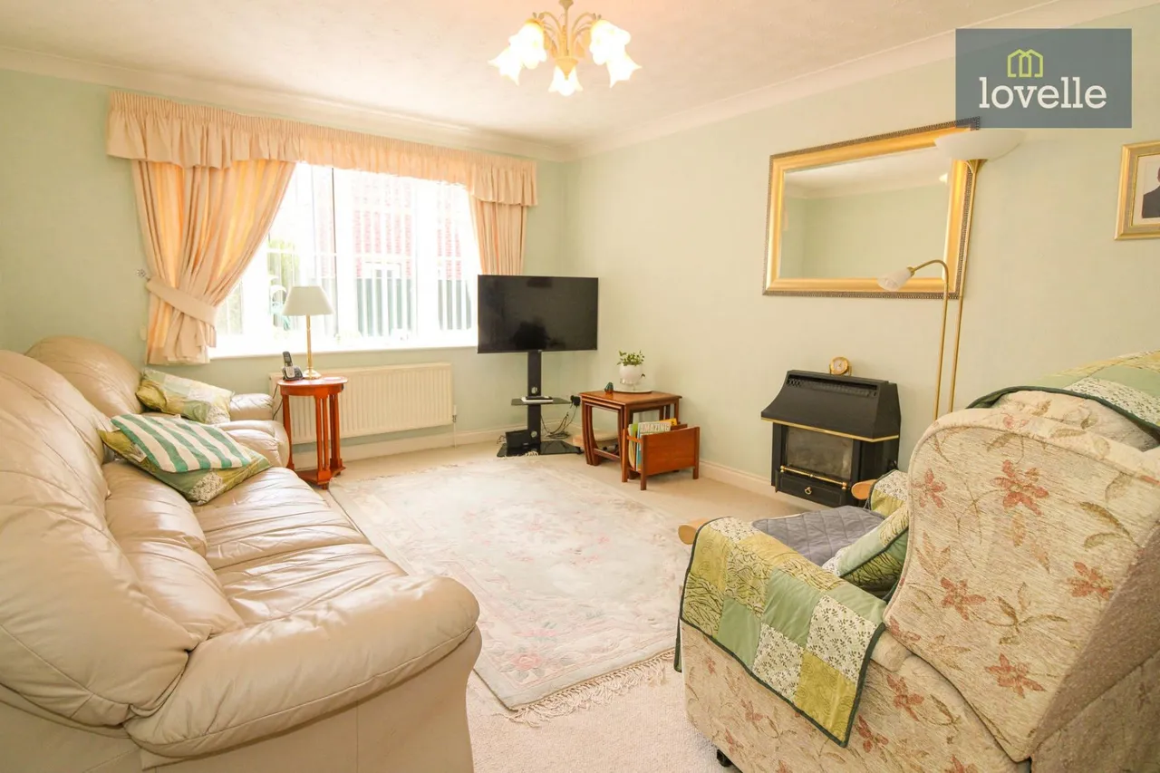 Kestrel Drive, Louth, LN11, photo 3