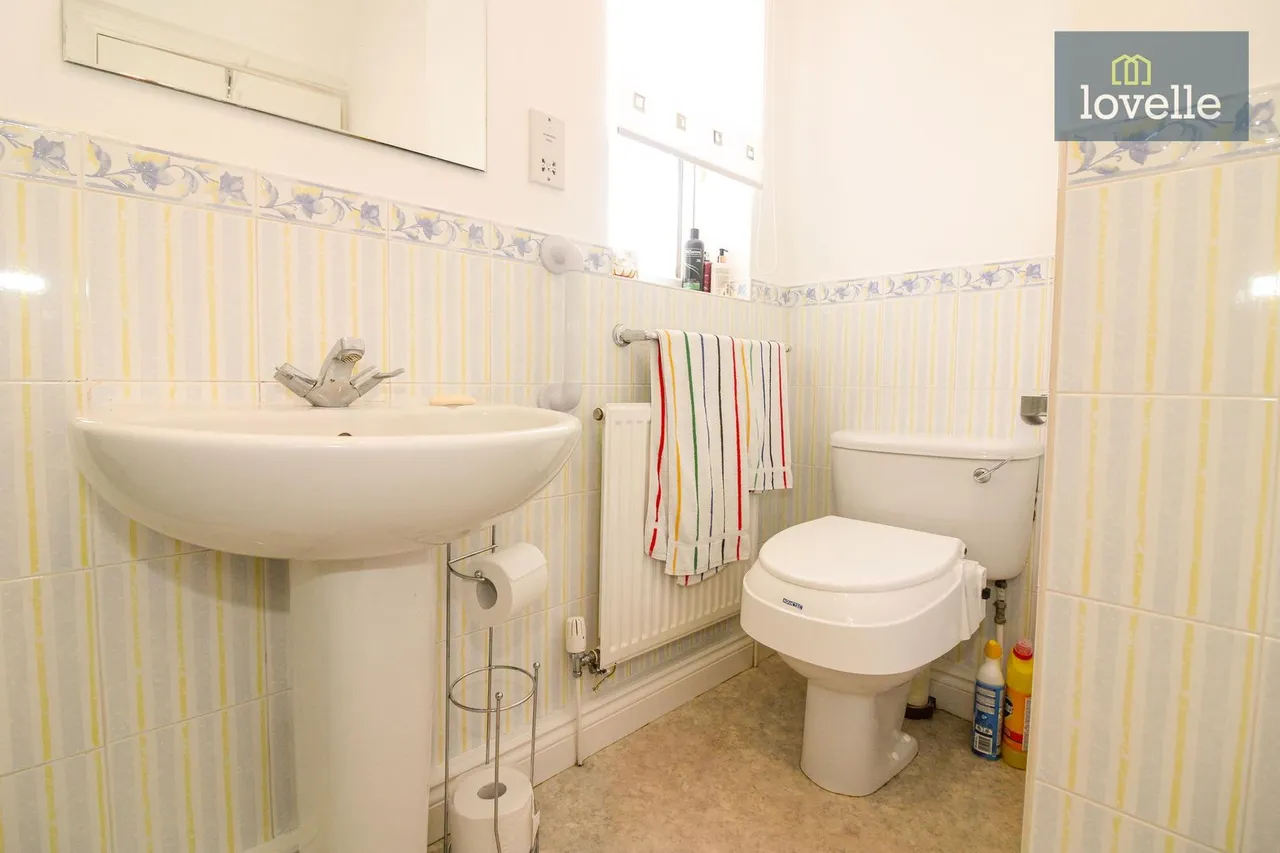 Kestrel Drive, Louth, LN11, photo 14