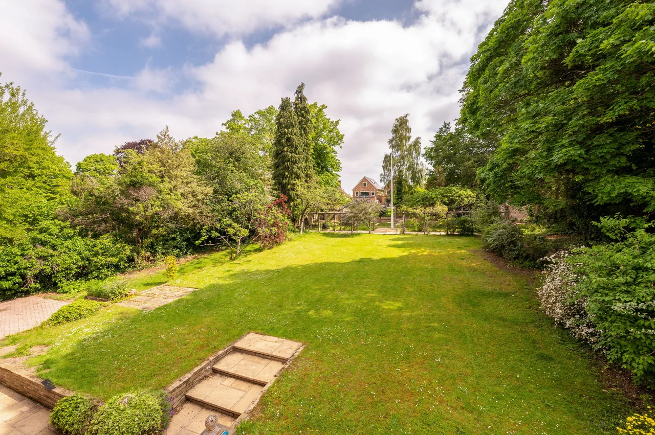 Guildford, GU1, photo 4