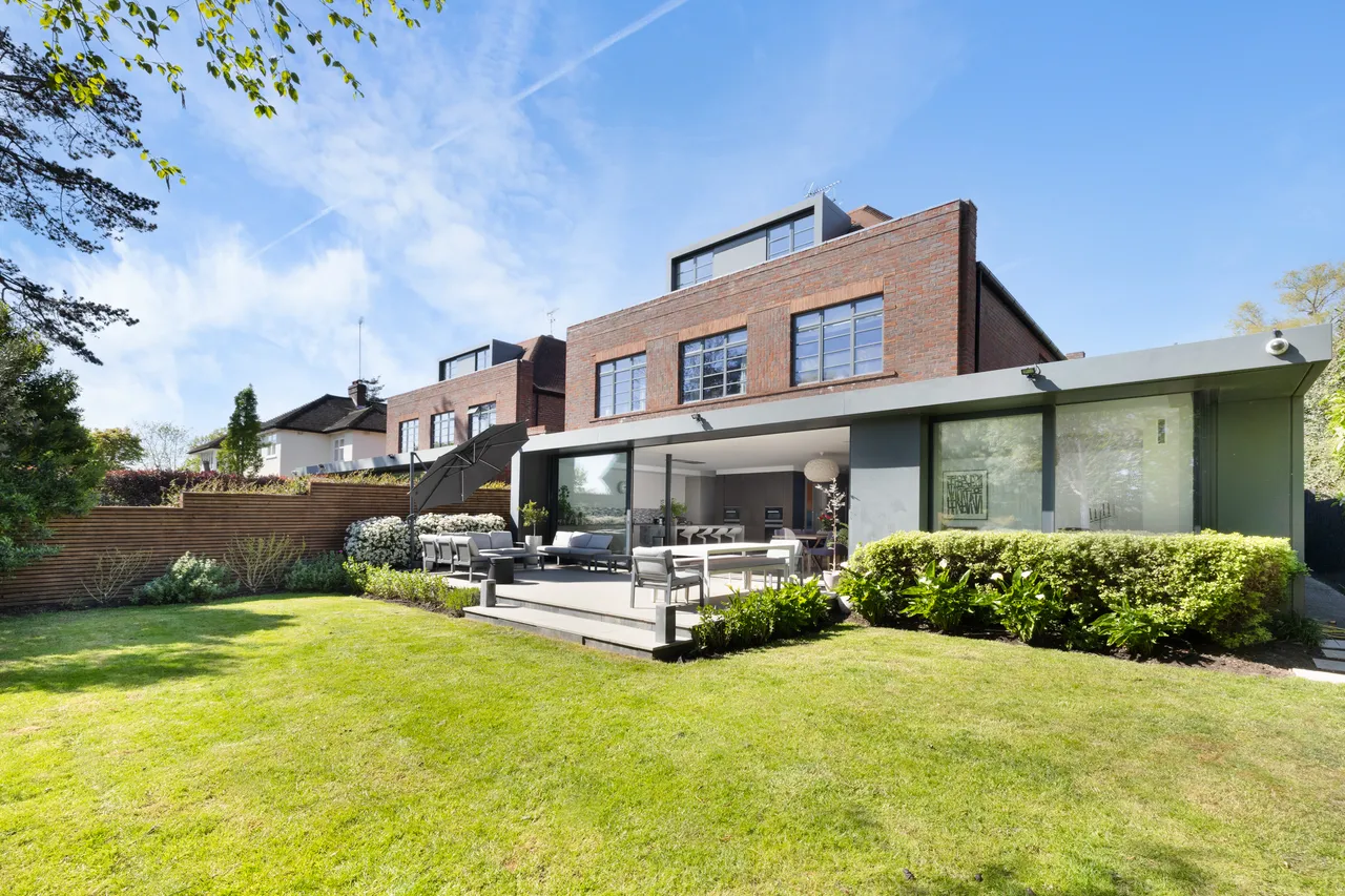 6 bed house for sale — Lindisfarne Road, Wimbledon, South West London