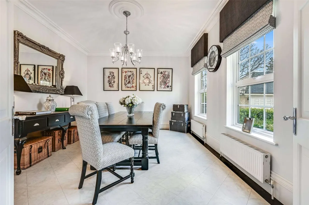 Ingatestone Road, Blackmore, Ingatestone, Essex, CM4 0NZ, photo 4