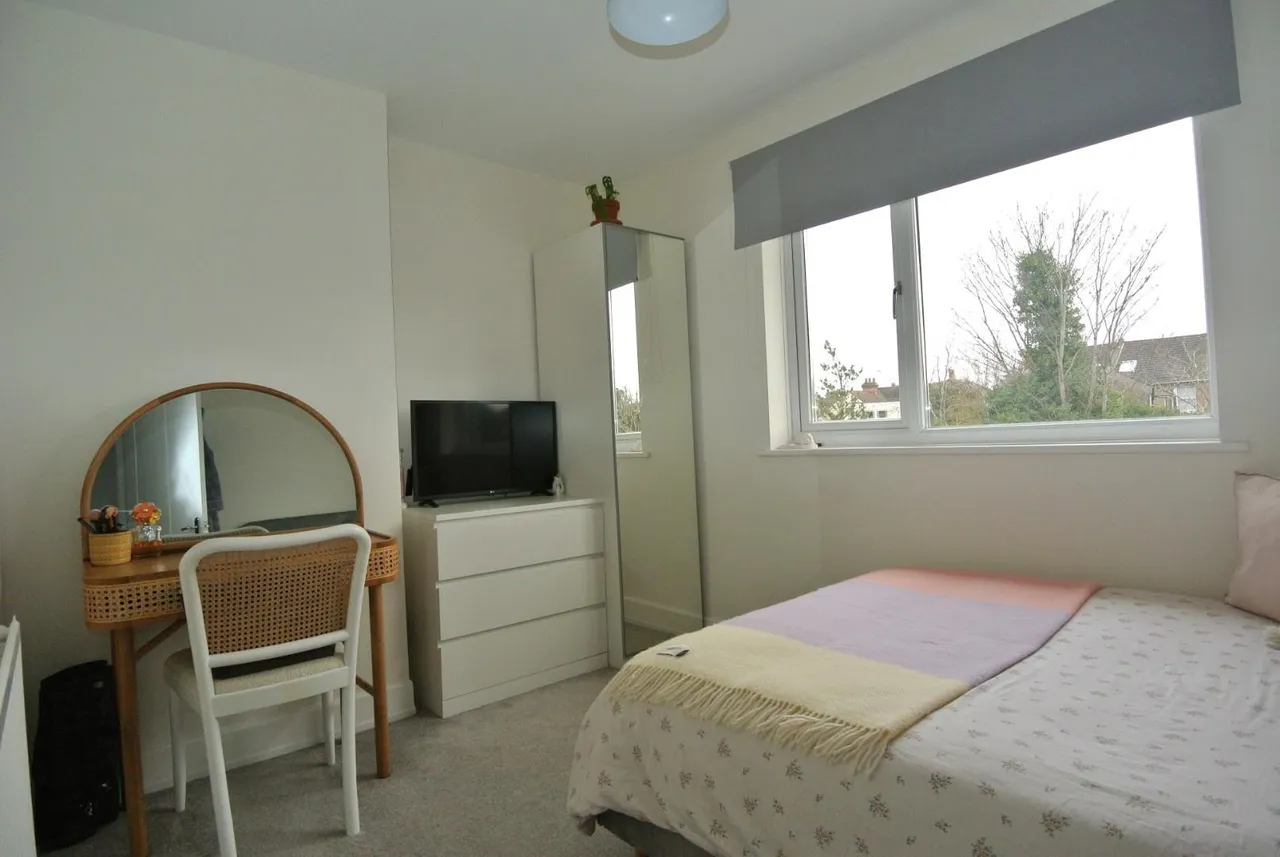 Village Way, Ashford, TW15 2JX, photo 11