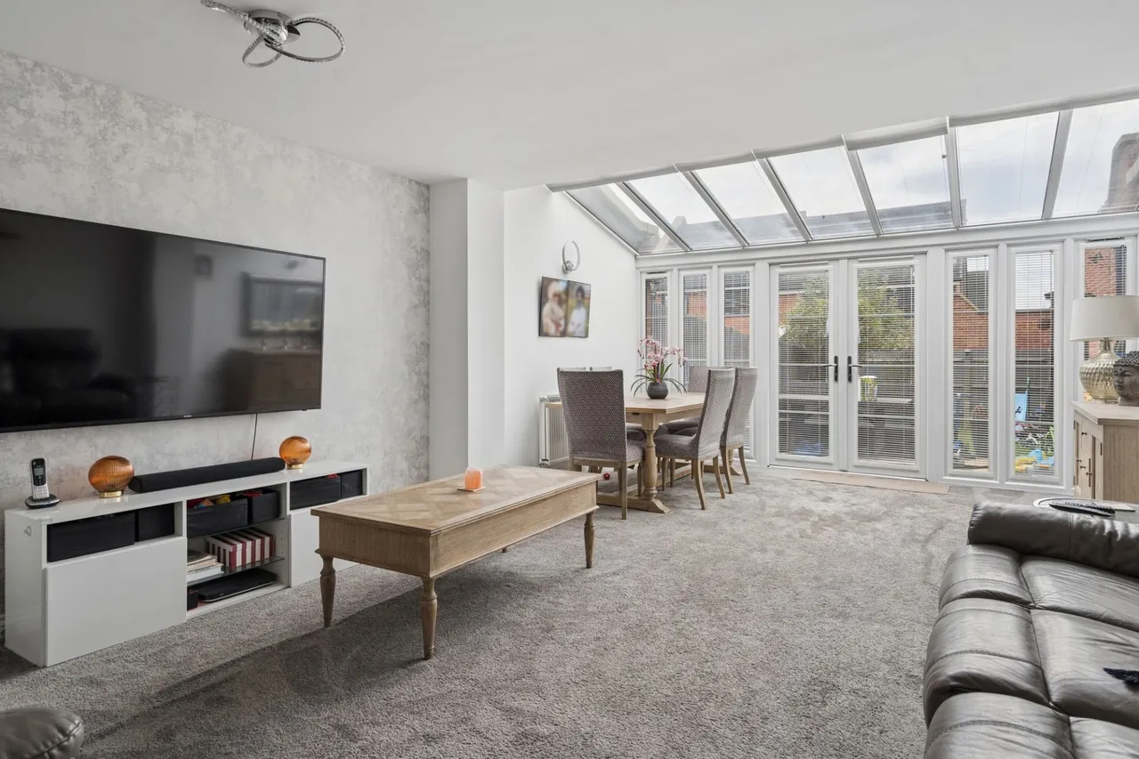 Kennedy Avenue, High Wycombe, HP11, photo 4