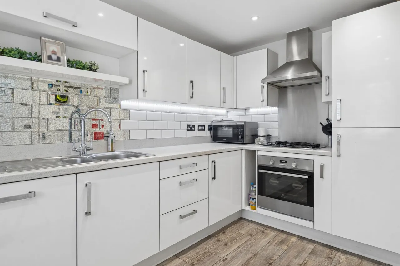Kennedy Avenue, High Wycombe, HP11, photo 6
