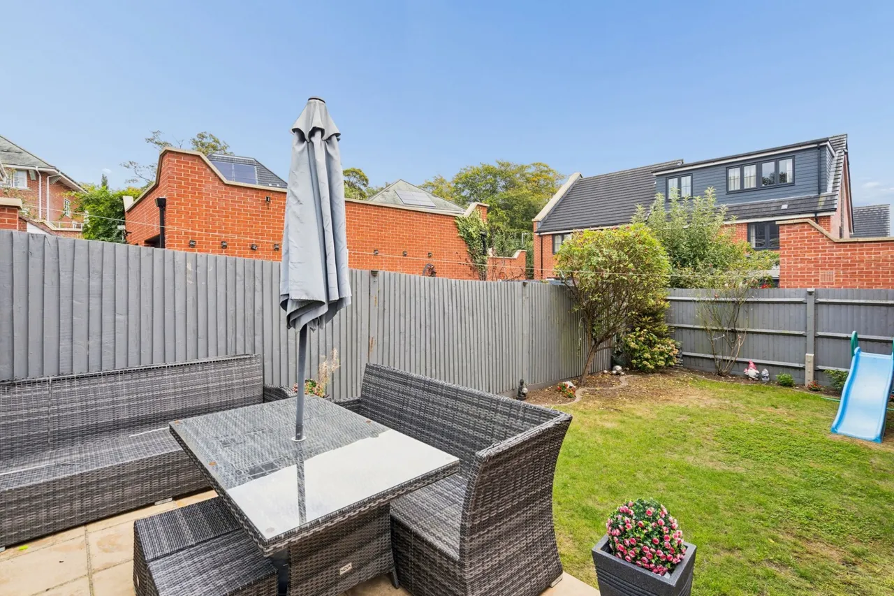 Kennedy Avenue, High Wycombe, HP11, photo 16