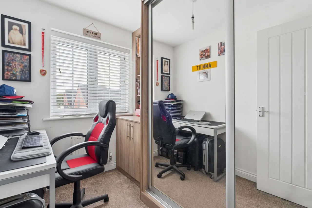 Kennedy Avenue, High Wycombe, HP11, photo 14