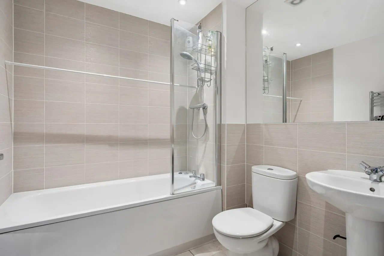 Kennedy Avenue, High Wycombe, HP11, photo 15