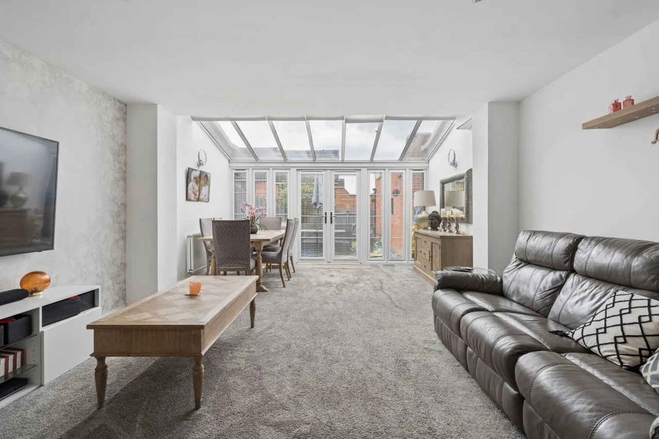 Kennedy Avenue, High Wycombe, HP11, photo 2