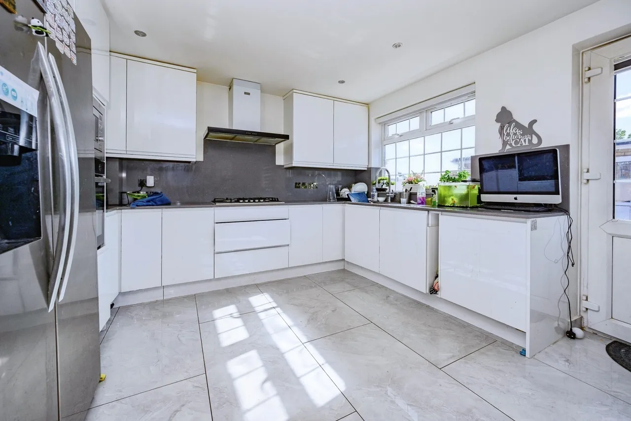 Wodecroft Road, Luton, Bedfordshire, LU3, photo 4
