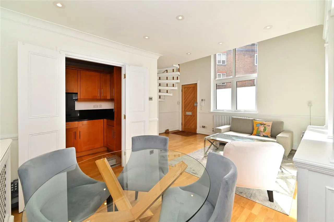 Whittaker Street, Chelsea, SW1W, photo 2