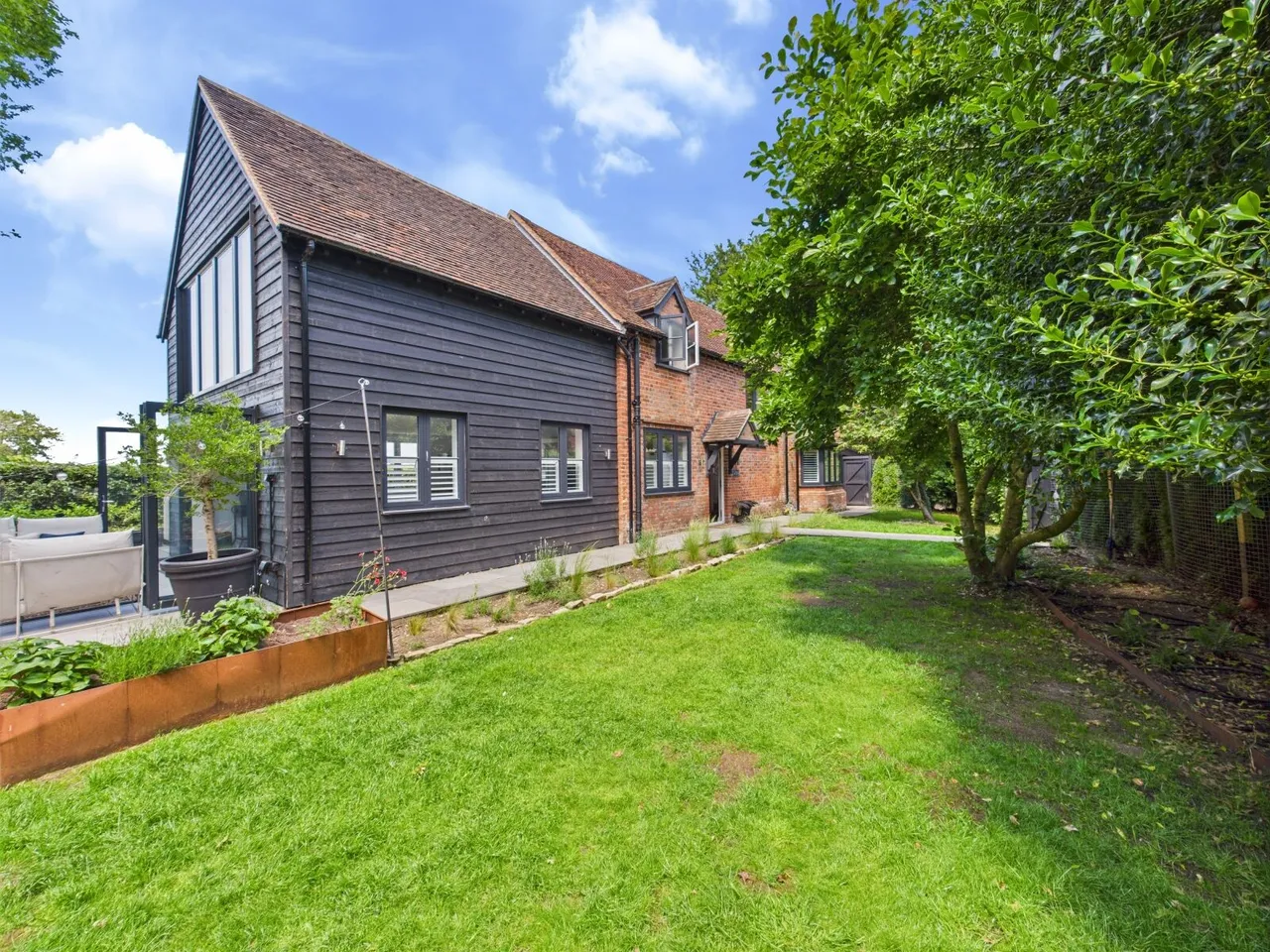 Cadmore End, High Wycombe, HP14, photo 25