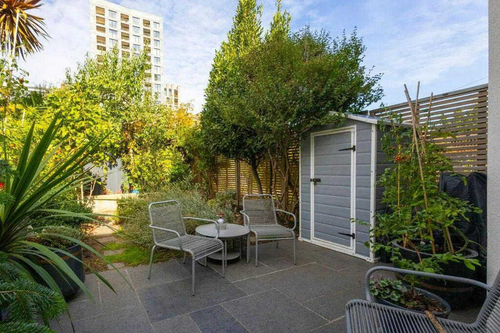 Second Avenue, London, E17, photo 2