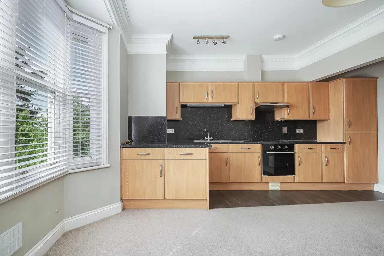Mount Ephraim, Tunbridge Wells, Kent, TN4 8BB, photo 3
