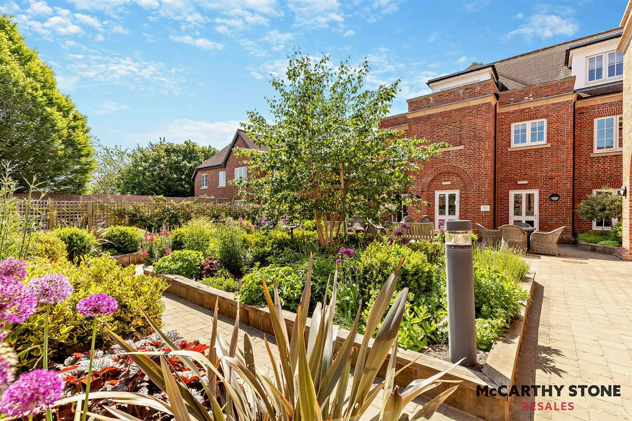 The Broadway, Amersham, HP7, photo 2