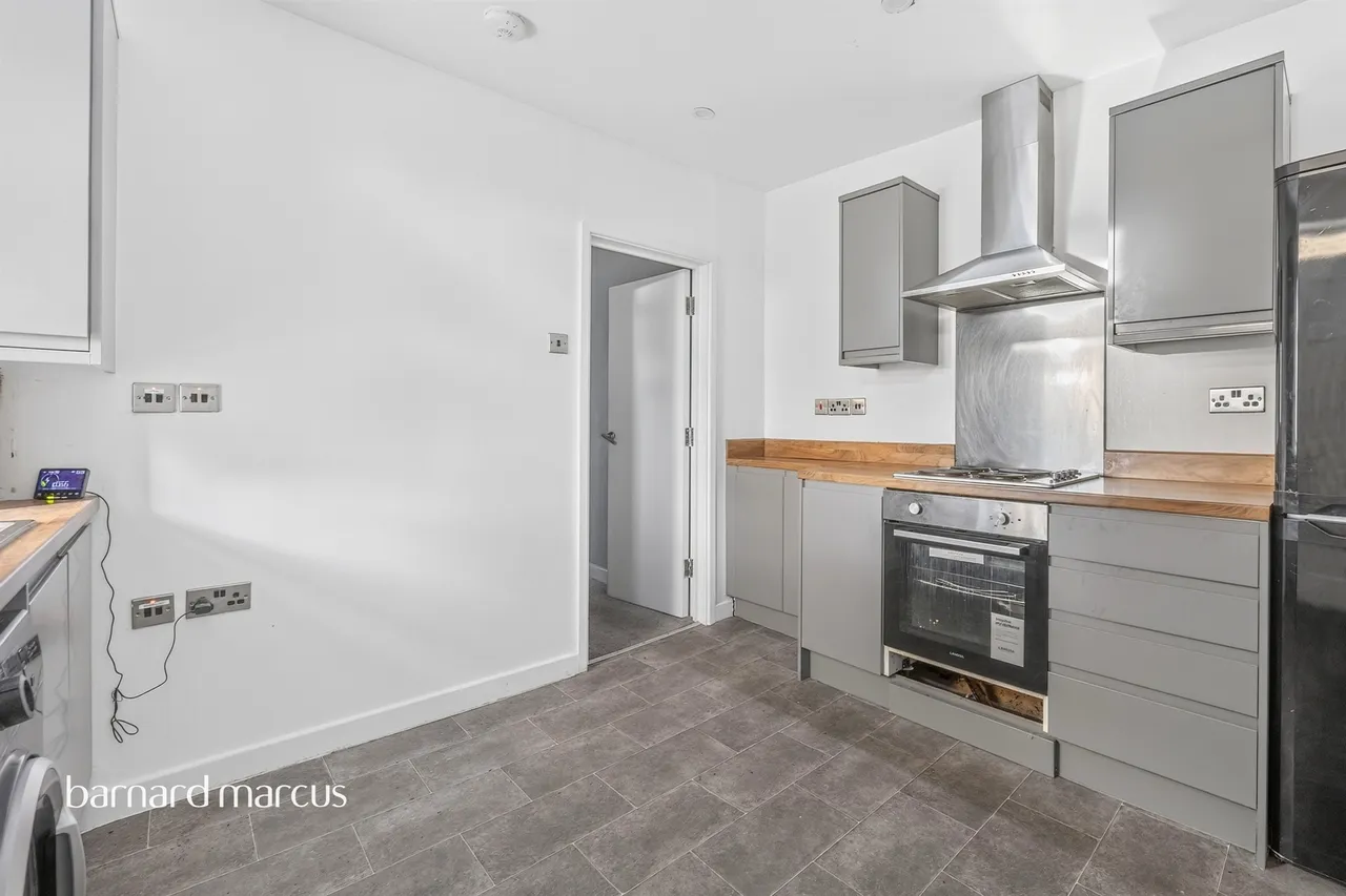 Melfort Road, Thornton Heath, CR7, photo 5