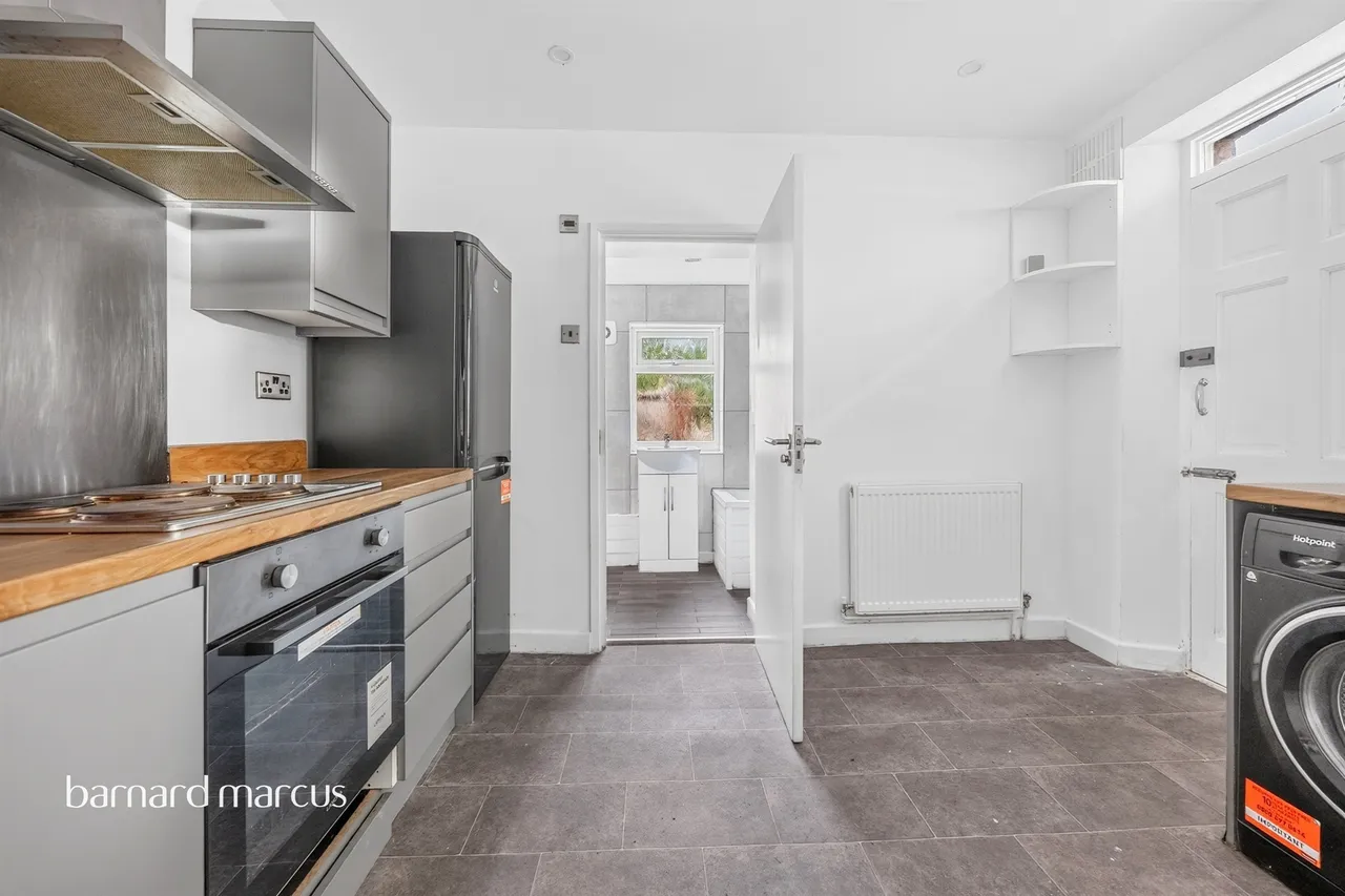 Melfort Road, Thornton Heath, CR7, photo 6