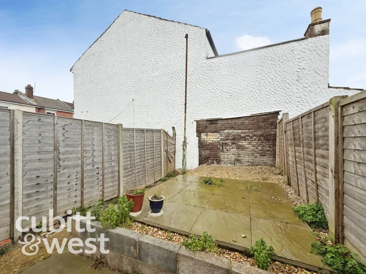 Talbot Road, Southsea, PO4, photo 4