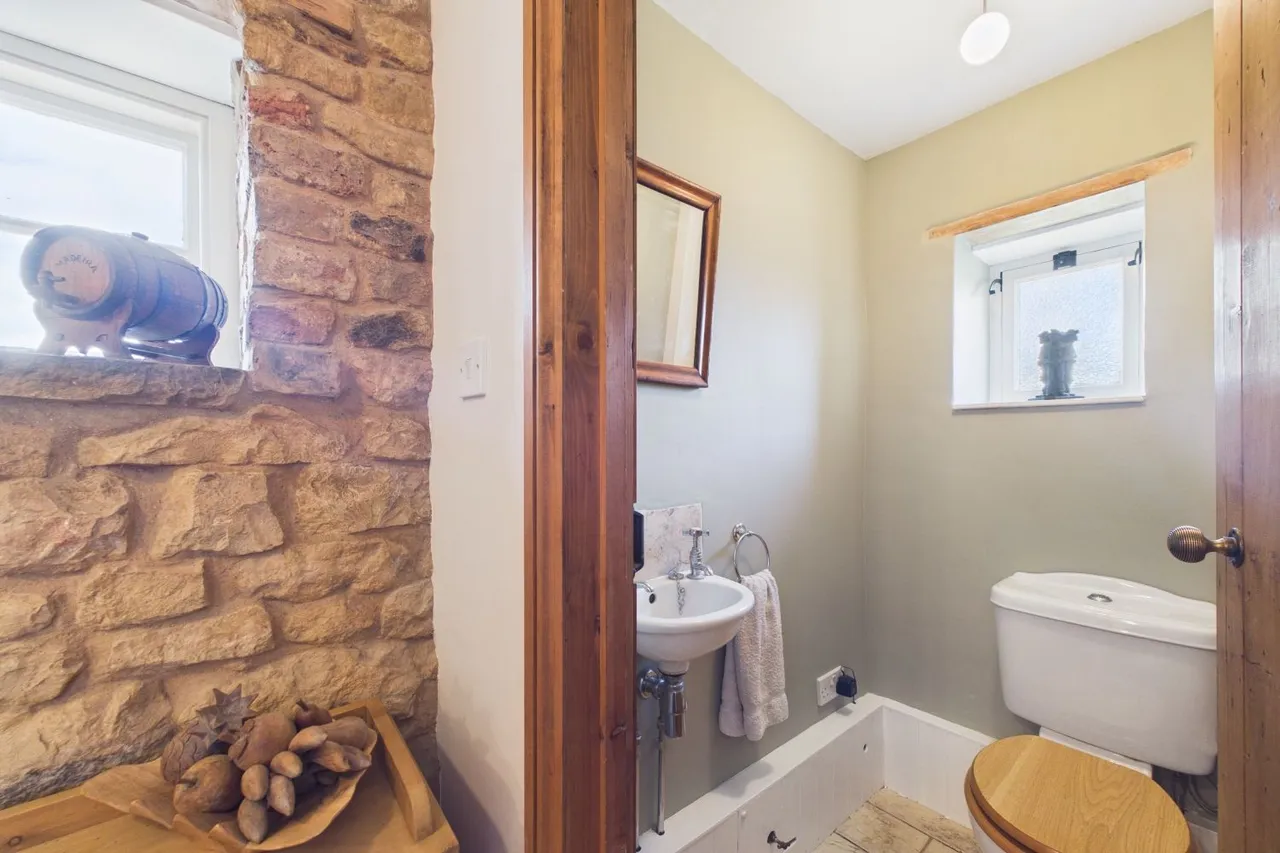 Main Street, Belmesthorpe, PE9, photo 15