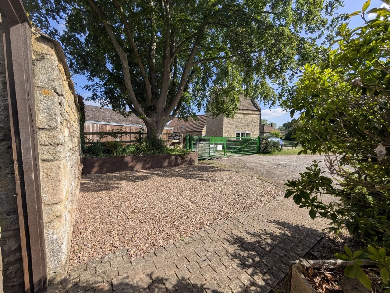 Main Street, Belmesthorpe, PE9, photo 35