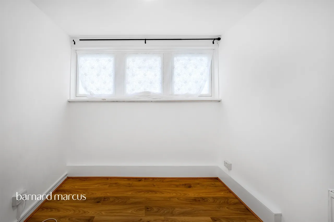 Brayards Road Estate, London, SE15, photo 11