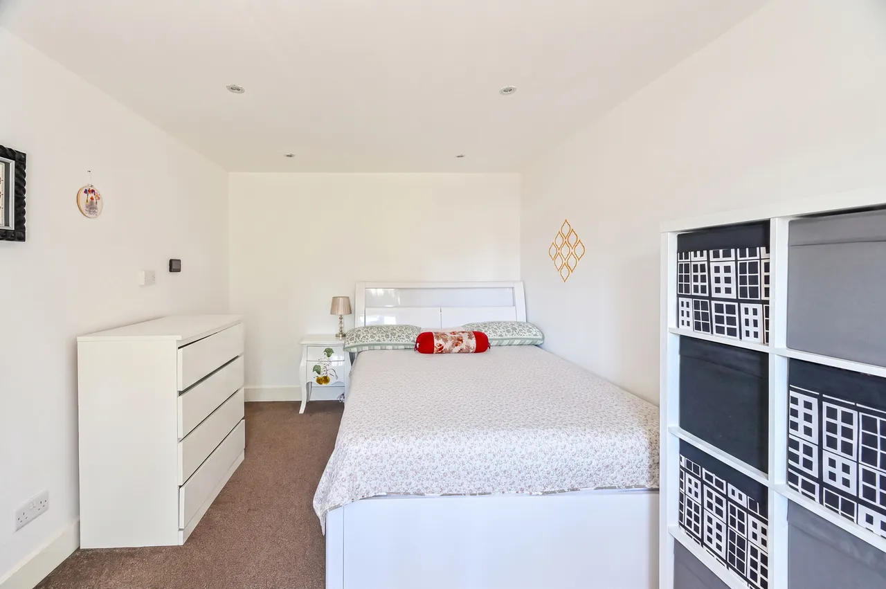 14 Wine Close, London, photo 7